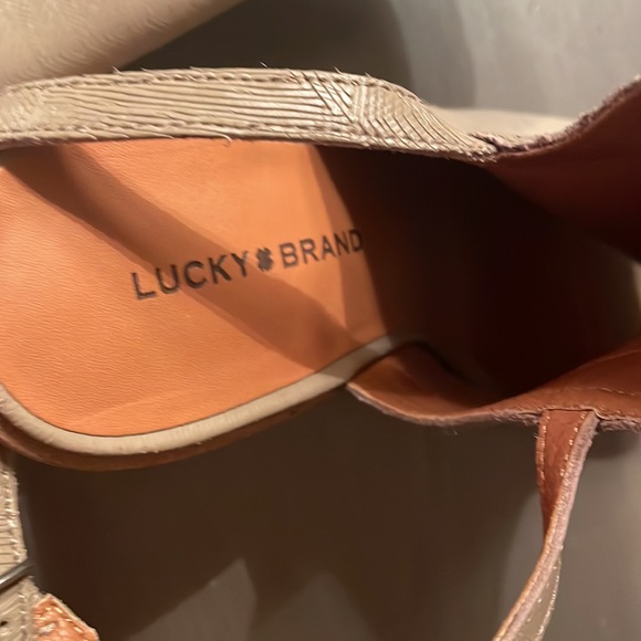 Lucky Brand peep toe clogs with ankle straps (brand new never worn) - Picture 2 of 5